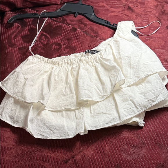 Zara White Ruffled Off-Shoulder Top - Picture 1 of 5